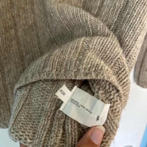 VINTAGE ESPRIT SWEATER - Picture 8 of 11